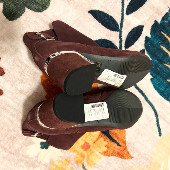 New w/ tags plum suede ankle boots with silver accents - Picture 3 of 4